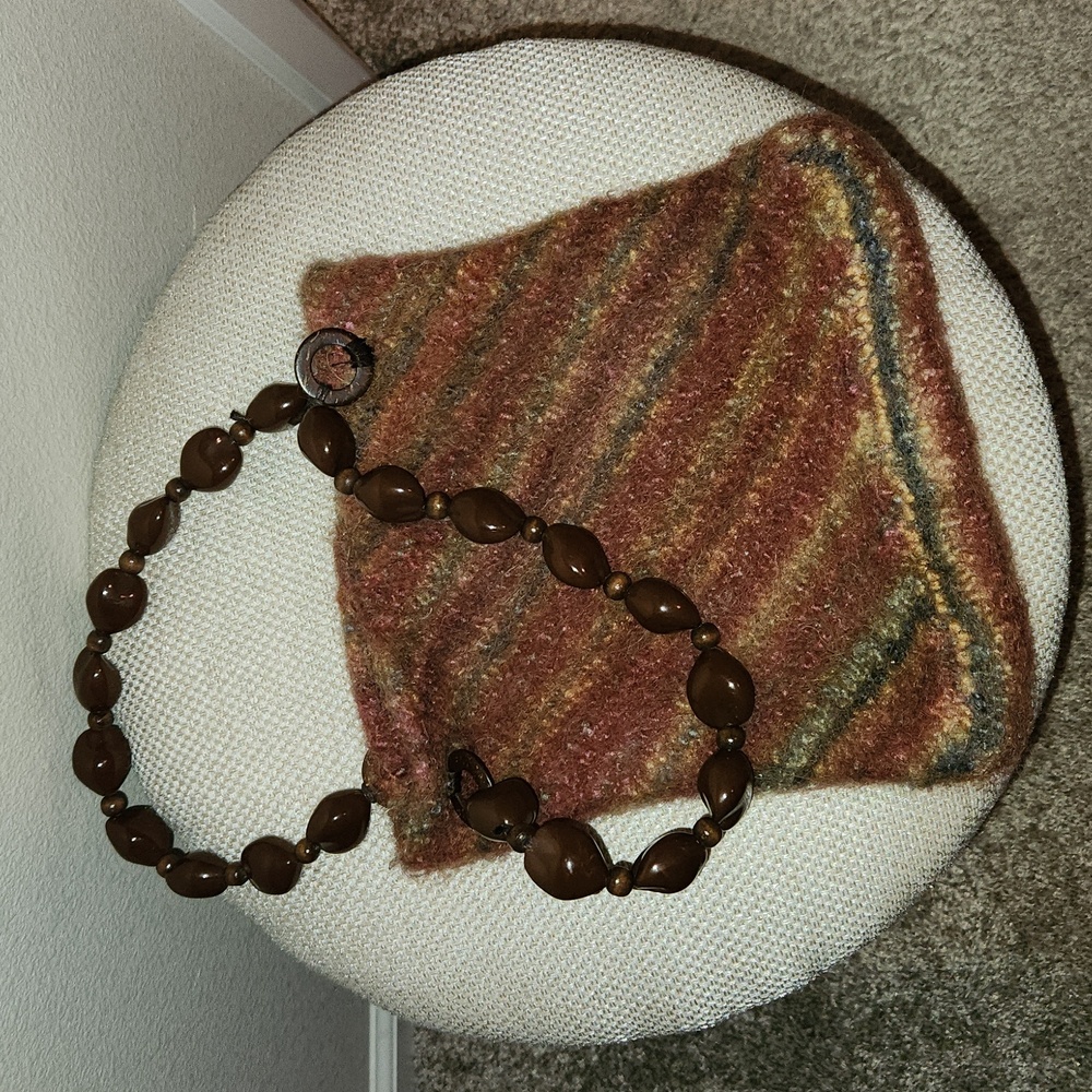 Hand-knit handbag with Kukui Nut Handles